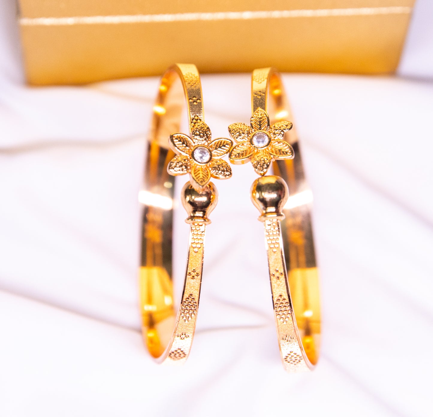 Stone Golden Metal Bangle Bracelet Set